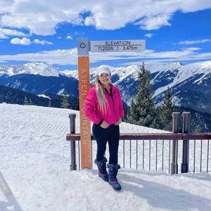 Meet your Posher, Ana